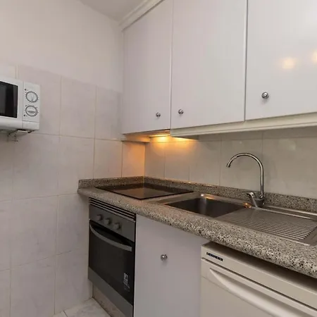 Altamira 60 - One Bed Apartament *